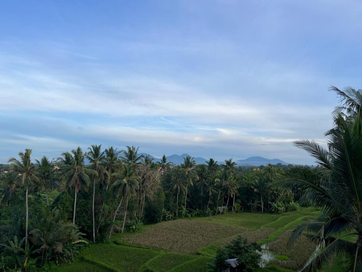 Nirwa Ubud Karma Luaran gambar