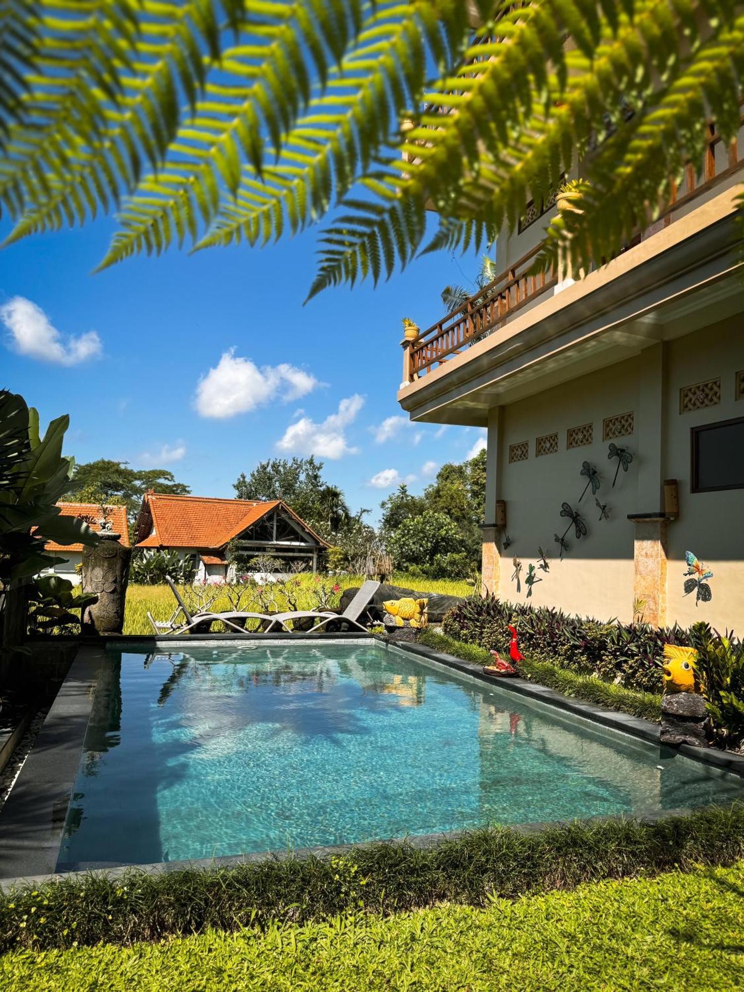 Nirwa Ubud Karma Luaran gambar